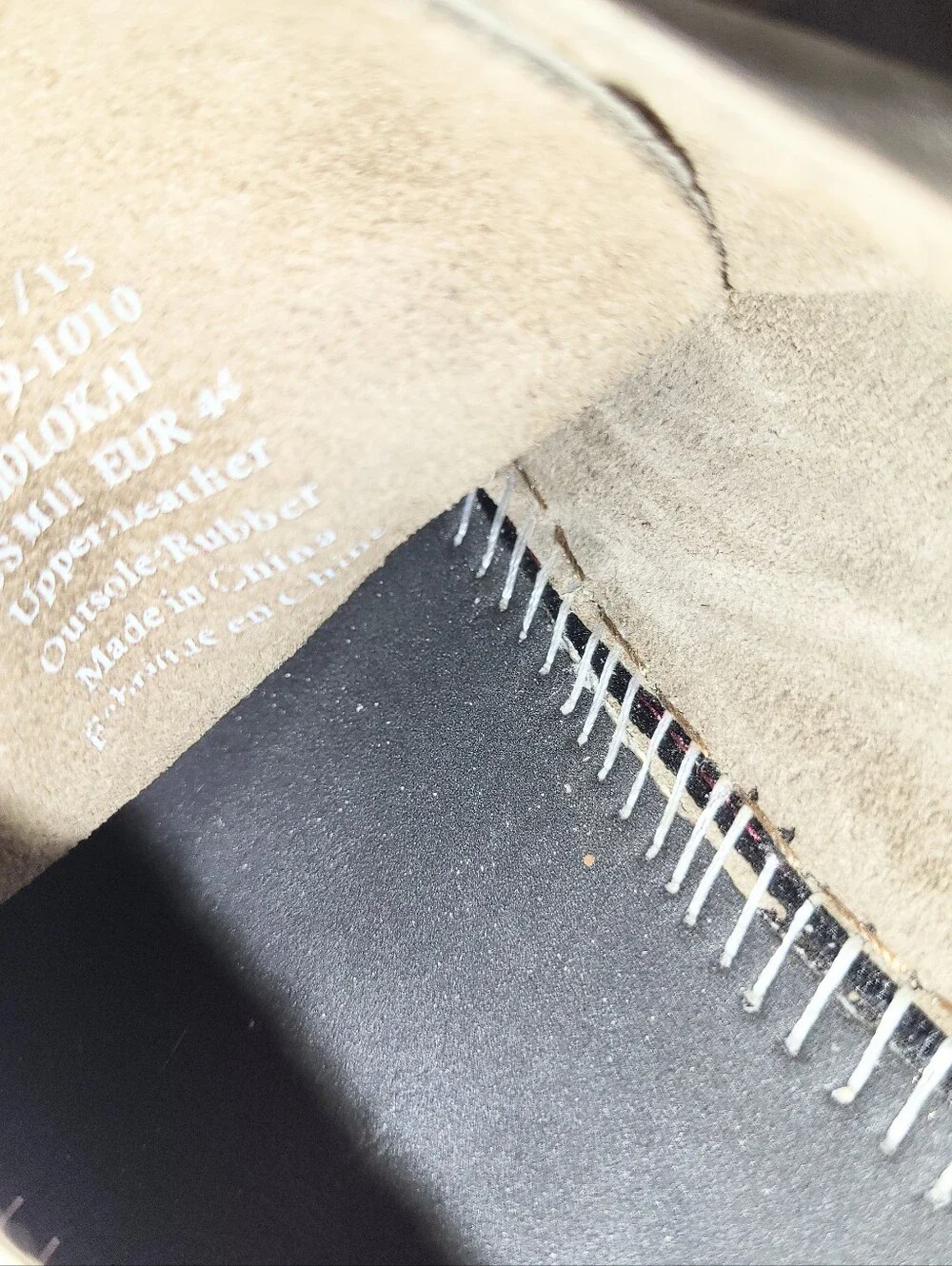 OluKai men taupe